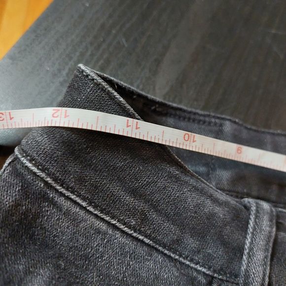 American Eagle Outfitters Black Hi Rise Distressed Jegging Jean Legging 2 GUC - Picture 12 of 16